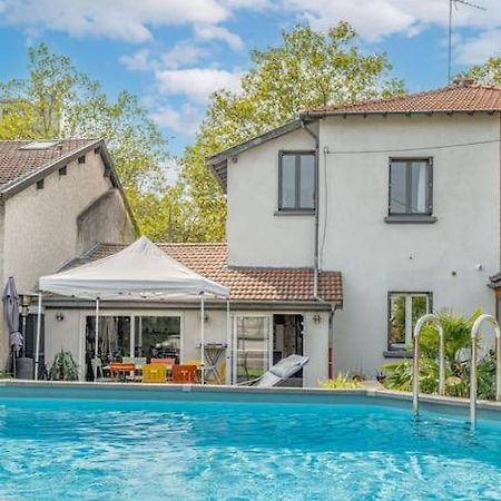 Maison A Lyon Parilly Avec Piscine, Jardin, Parking Prive & Proche Eurexpo Венисьё Экстерьер фото