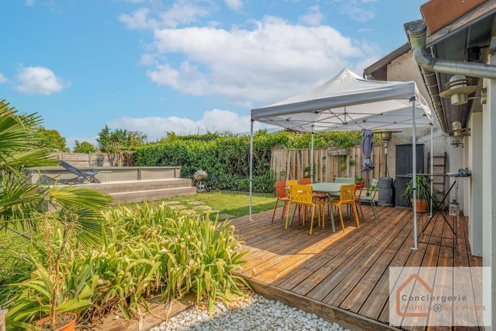 Maison A Lyon Parilly Avec Piscine, Jardin, Parking Prive & Proche Eurexpo Венисьё Экстерьер фото