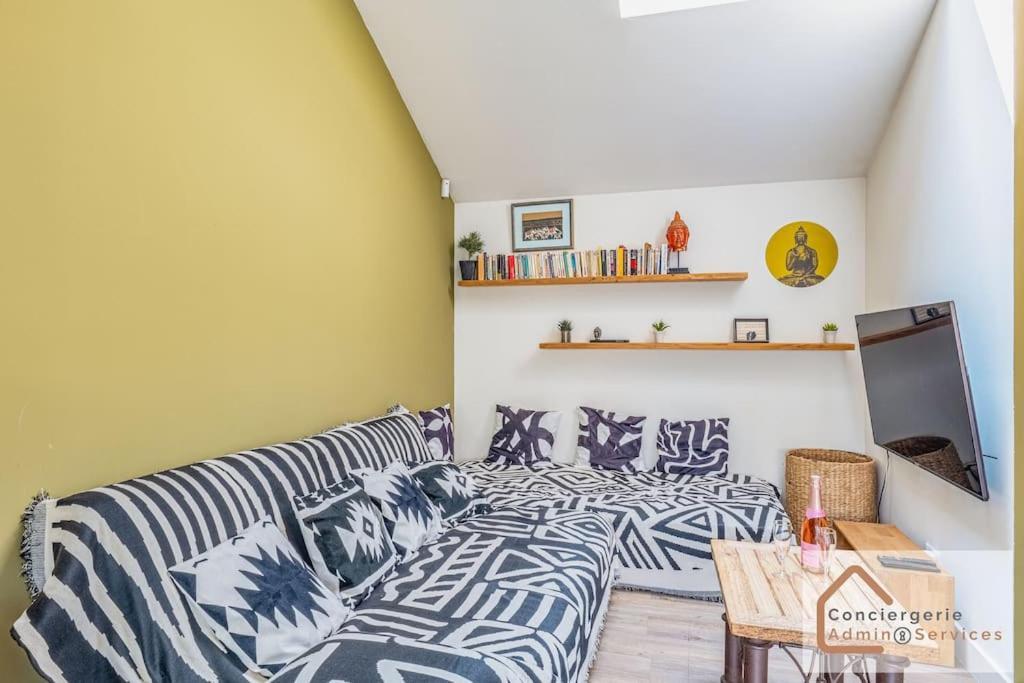 Maison A Lyon Parilly Avec Piscine, Jardin, Parking Prive & Proche Eurexpo Венисьё Экстерьер фото